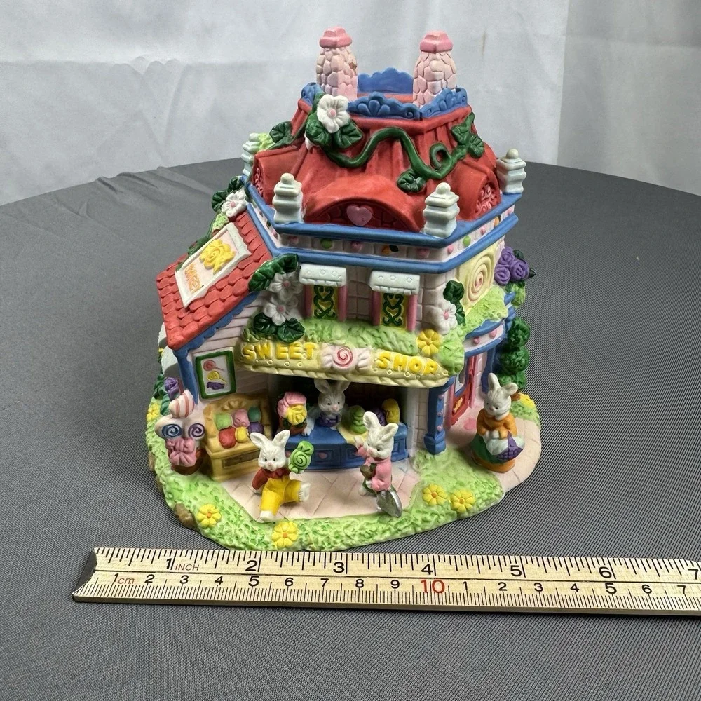 Vintage Ceramic Easter/Bunny‎ Sweet Shop